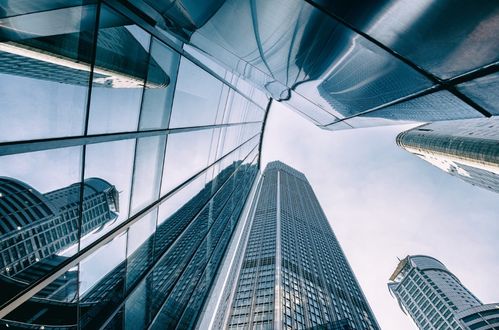 青島東方影都迎來新篇章 西發集團持股45%，深化影視文化與藝術交流